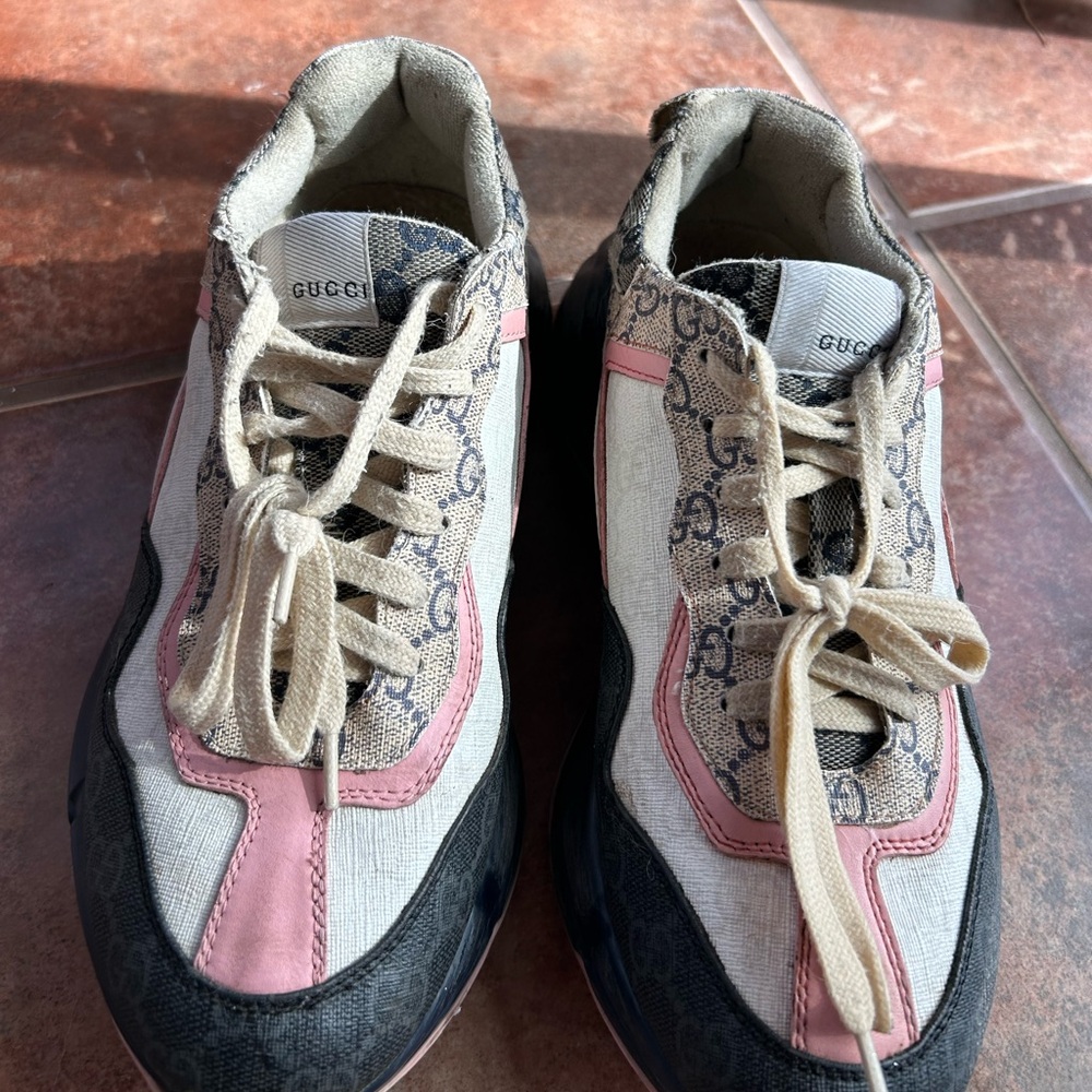 Gucci Rython Sneakers - Picture 7 of 9